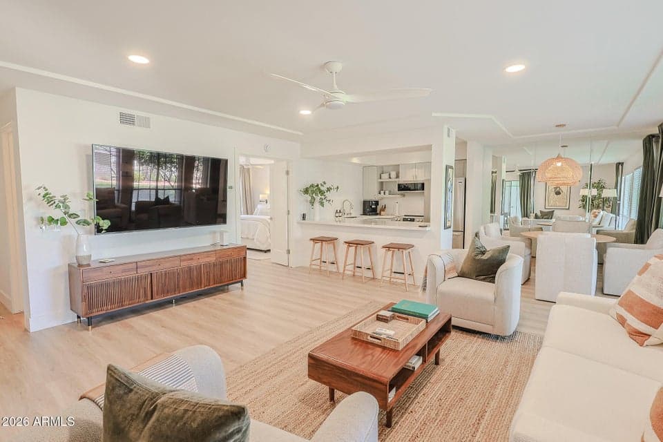 5219 N 24TH Street 104, Phoenix, AZ 85016 — photo 1 of 23