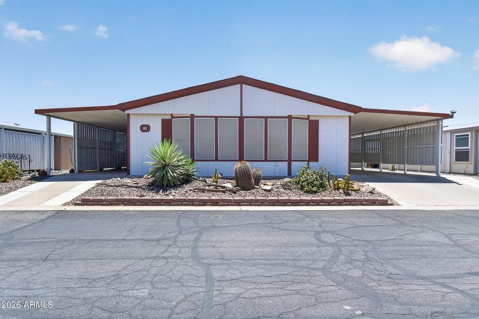 3700 S TOMAHAWK Road 95, Apache Junction, AZ 85119 — photo 1 of 32