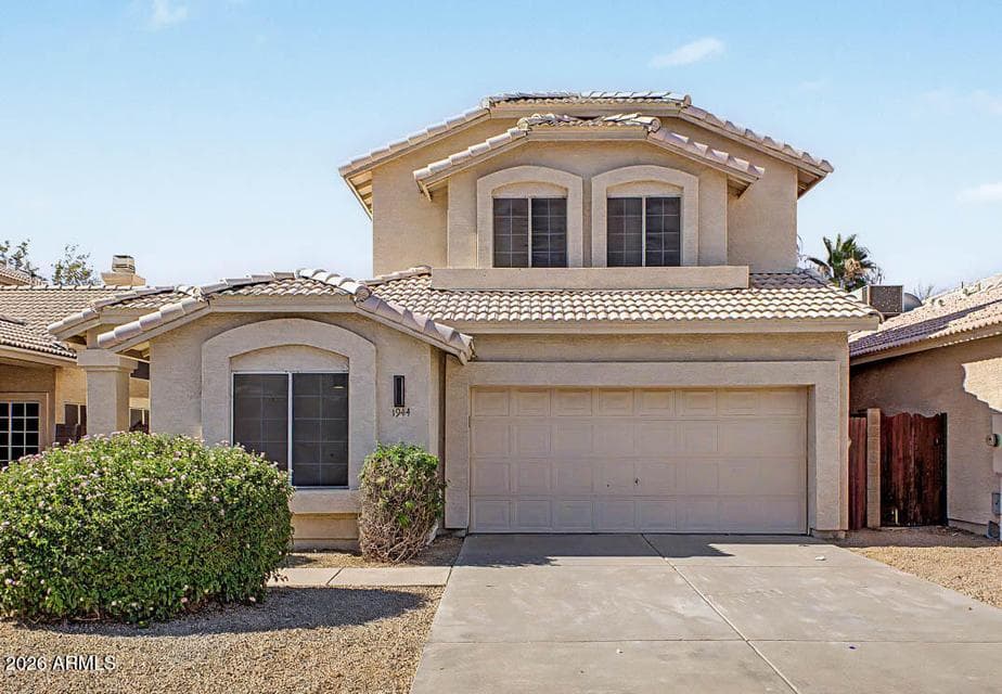 1944 E FELLARS Drive, Phoenix, AZ 85022 — photo 1 of 45