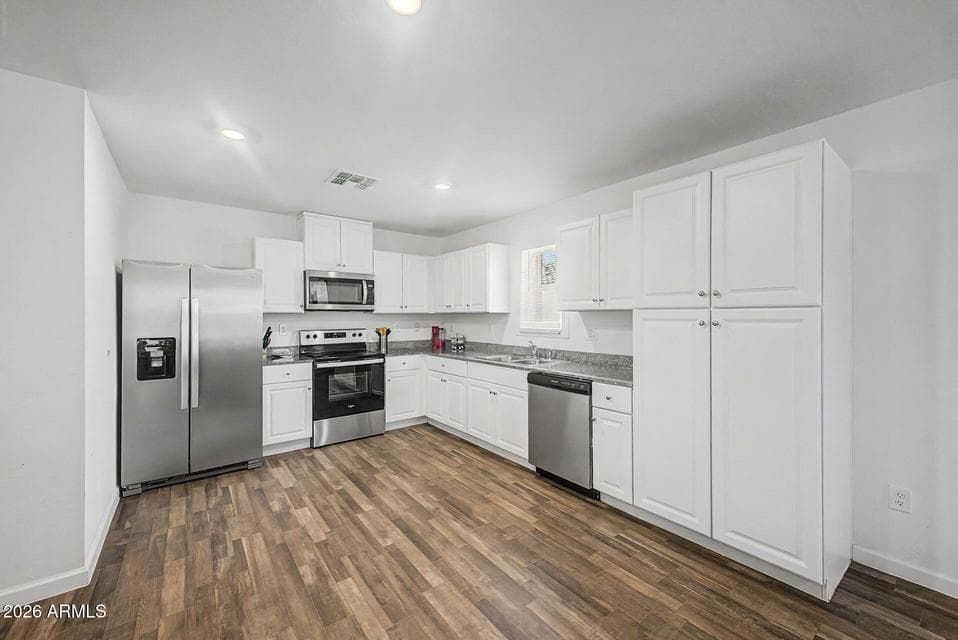 Includes all SS appliances