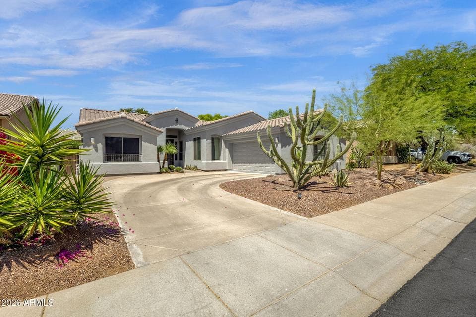 7526 E DE LA O Road, Scottsdale, AZ 85255 — photo 1 of 58