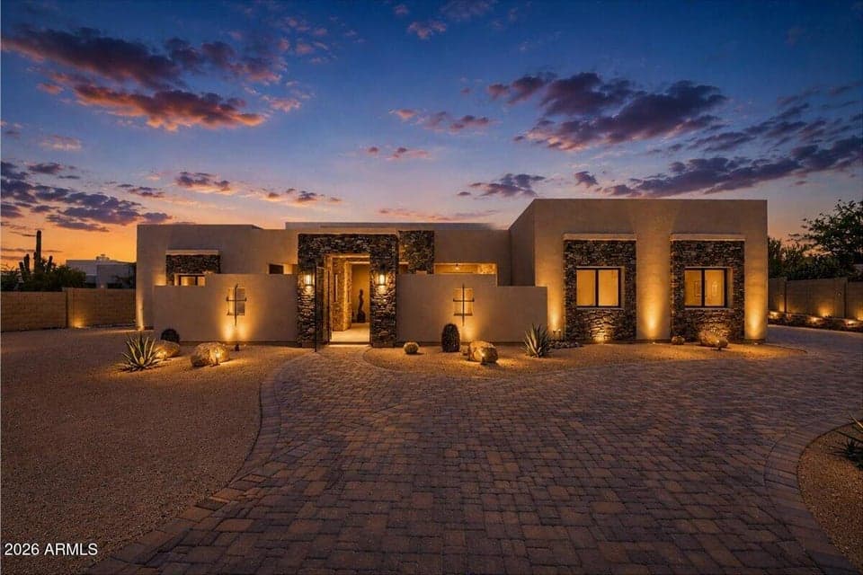 6027 E WILDCAT Drive, Cave Creek, AZ 85331 — photo 1 of 61