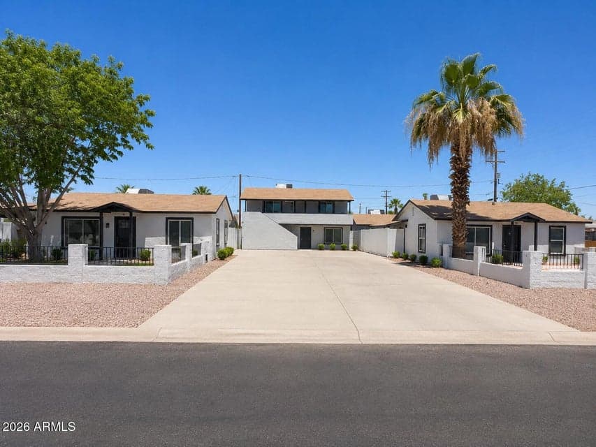 2234 W MEDLOCK Drive 3, Phoenix, AZ 85015 — photo 1 of 11