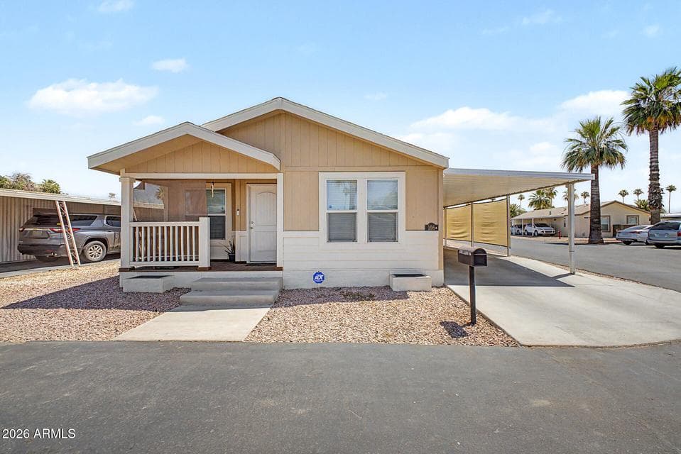 6818 W Villa Street, Phoenix, AZ 85043 — photo 1 of 30