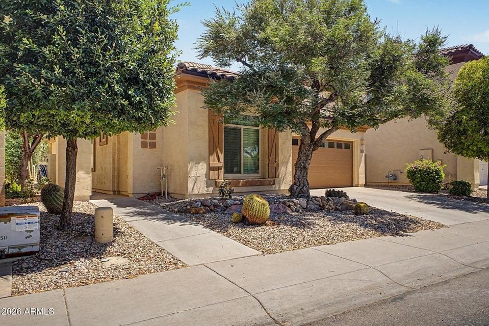2088 E FLINT Street, Chandler, AZ 85225 — photo 1 of 39