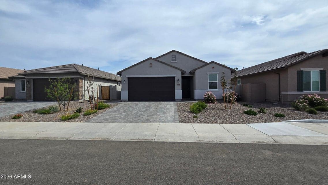 13248 W HACKAMORE Drive, Peoria, AZ 85383 — photo 1 of 29