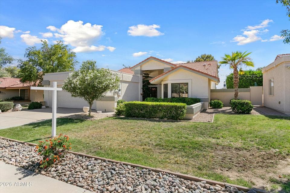 Grandview Golf Course Home on the 16th Hole