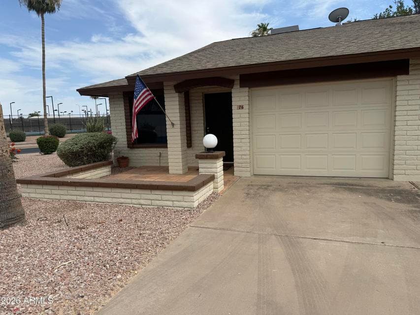 2064 S FARNSWORTH Drive 76, Mesa, AZ 85209 — photo 1 of 24