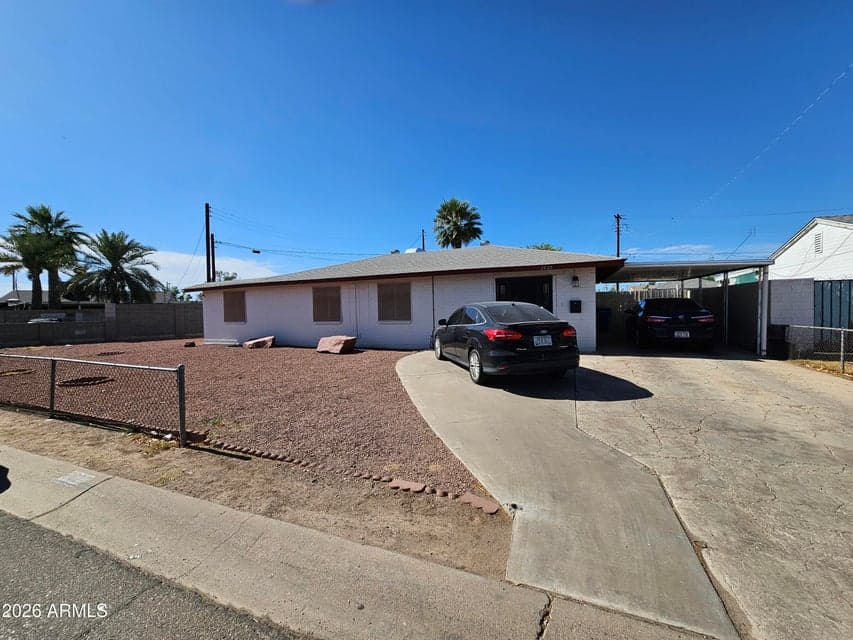 3820 W MONTE VISTA Road, Phoenix, AZ 85009 — photo 1 of 21