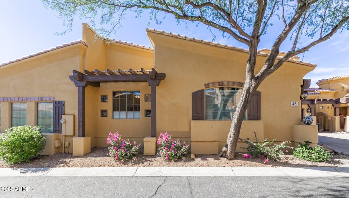 5370 S DESERT DAWN Drive 43, Gold Canyon, AZ 85118 — photo 1 of 24