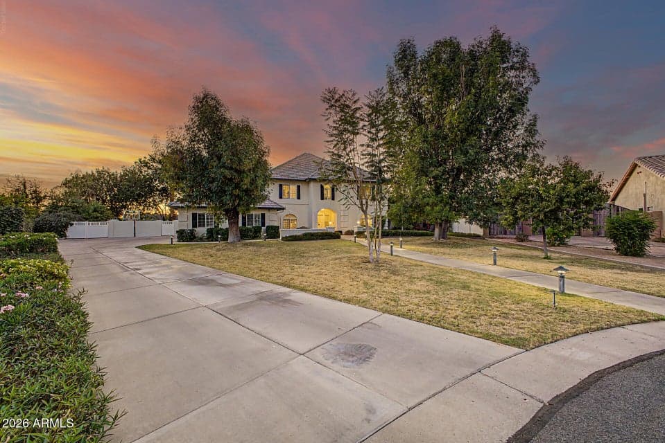 4402 E INDIGO BAY Drive, Gilbert, AZ 85234 — photo 1 of 74