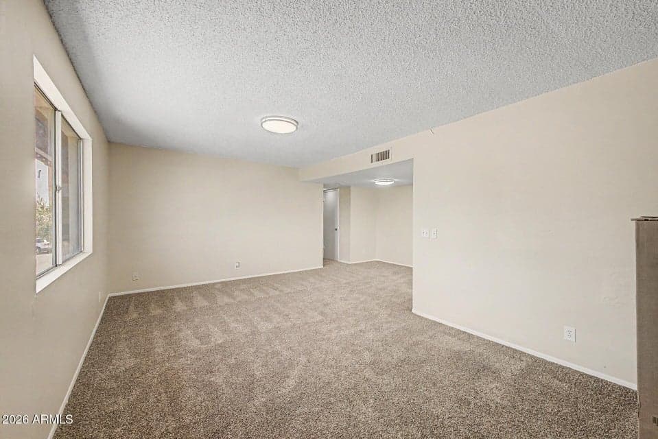 4713 E BELLEVIEW Street, Phoenix, AZ 85008 — photo 1 of 14
