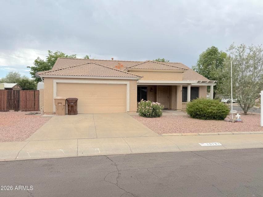 10781 W ROBIN Lane W, Peoria, AZ 85373 — photo 1 of 23