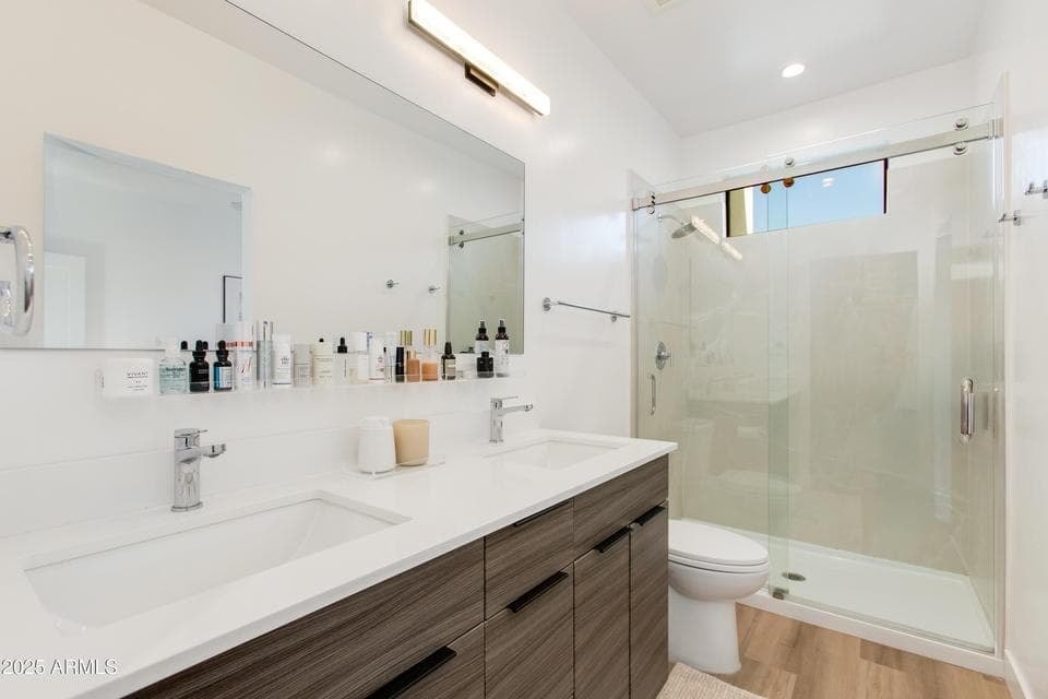 4220 N 32nd Street Unit 37, Phoenix, AZ 85018 — photo 1 of 19
