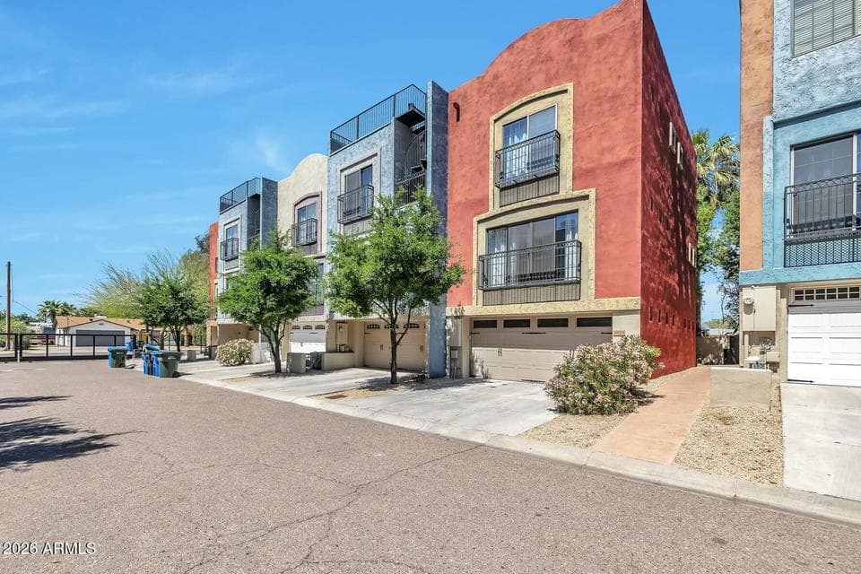 3434 E AVALON Drive, Phoenix, AZ 85018 — photo 1 of 35