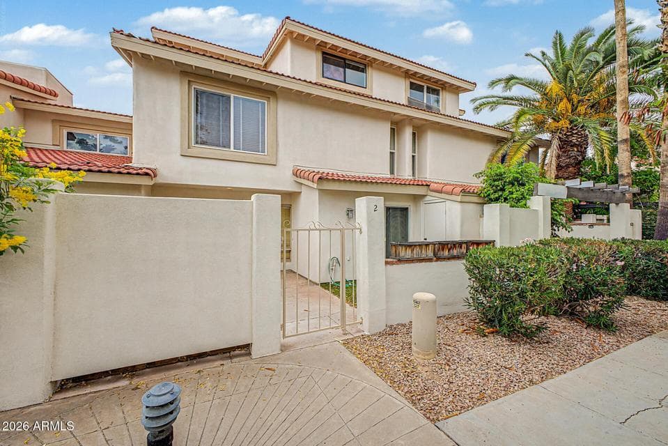 5621 N 79TH Street 2, Scottsdale, AZ 85250 — photo 1 of 26