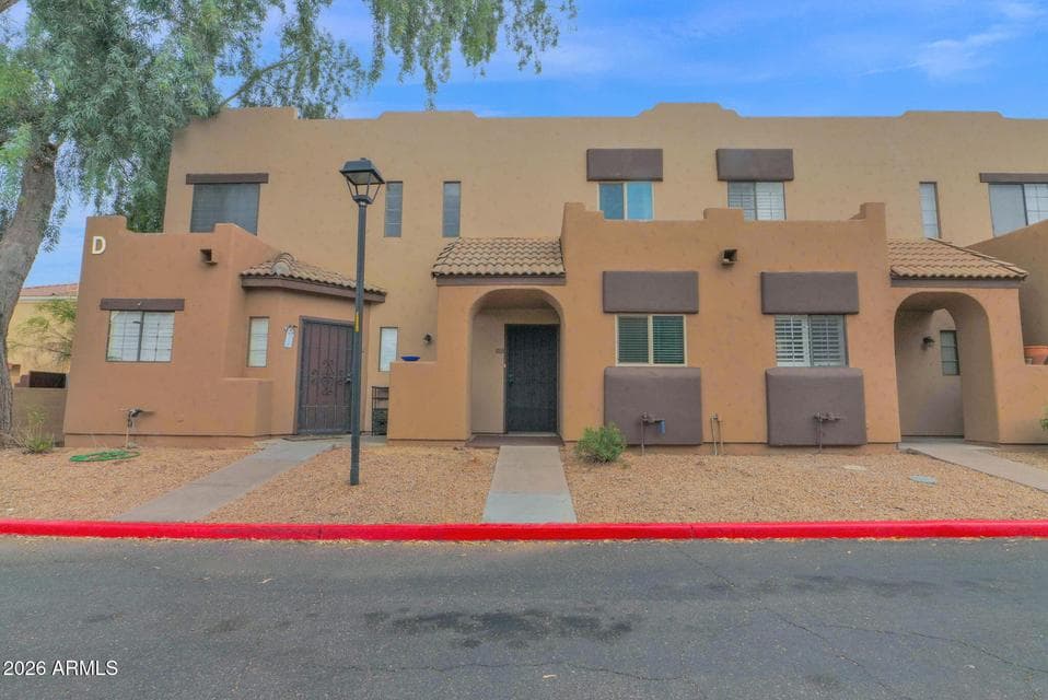 1935 W MORTEN Avenue 23, Phoenix, AZ 85021 — photo 1 of 32