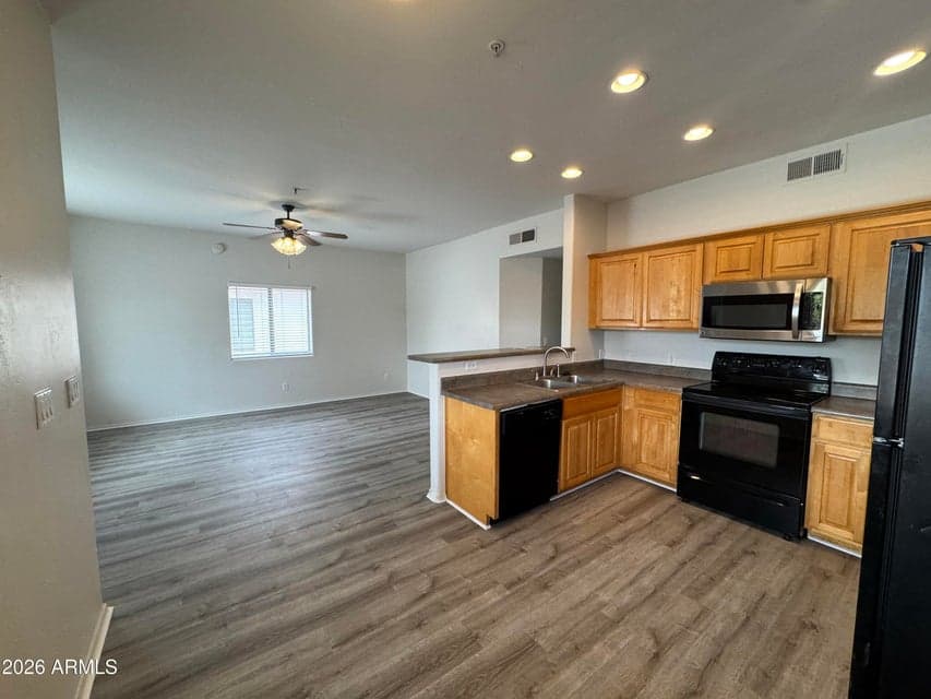 510 W University Drive 208, Tempe, AZ 85281 — photo 1 of 14