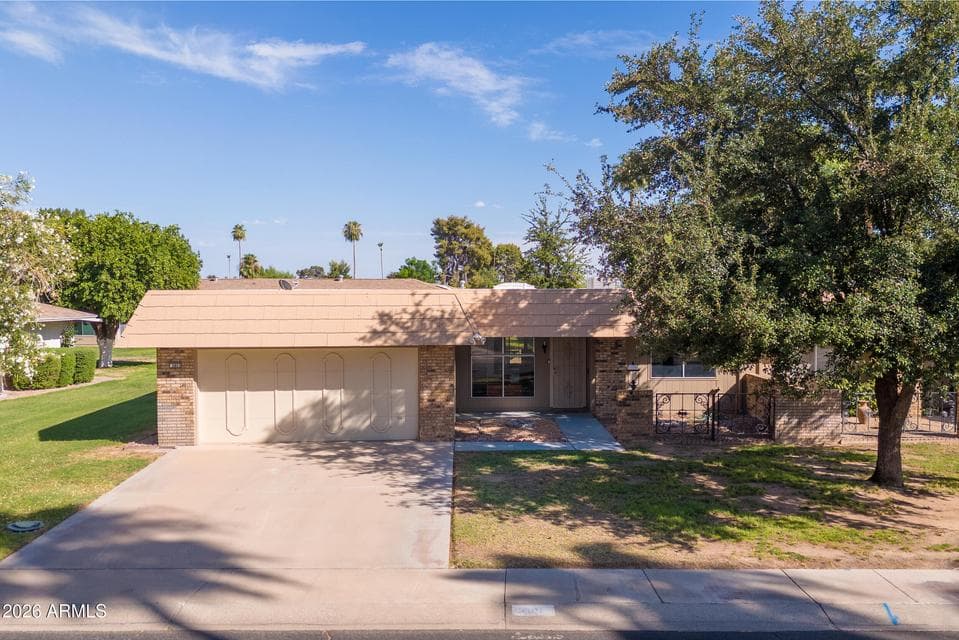9801 W PLEASANT VALLEY Road, Sun City, AZ 85351 — photo 1 of 26