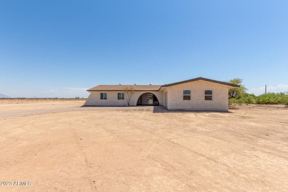 7525 W Lake Erie Drive, Casa Grande, AZ 85194 — photo 1 of 29