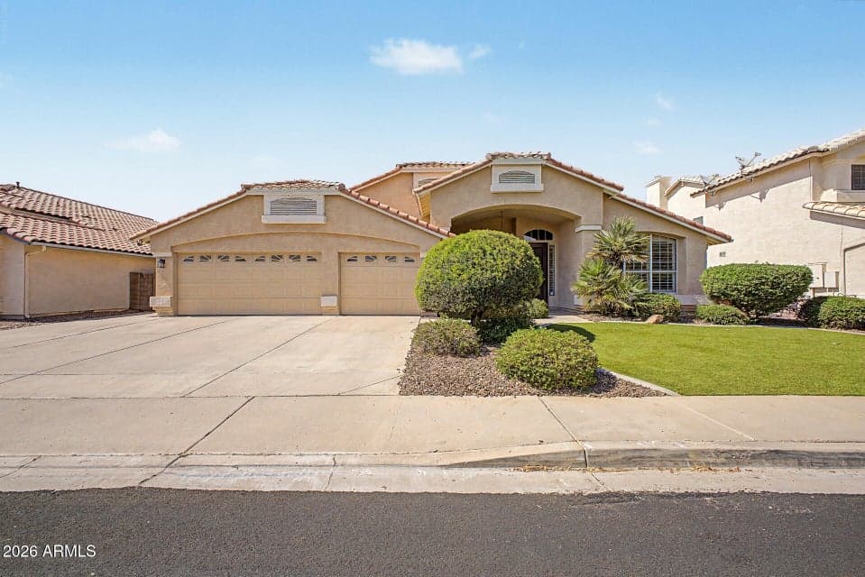 1466 E SPUR Avenue, Gilbert, AZ 85296 — photo 1 of 46