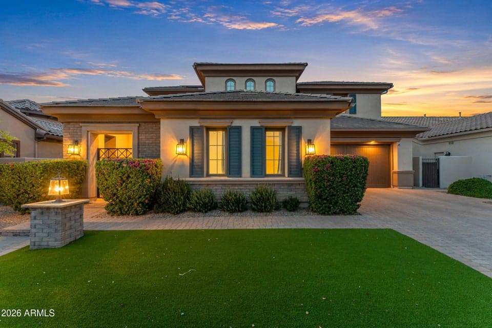 40 W TONTO Drive, Chandler, AZ 85248 — photo 1 of 62