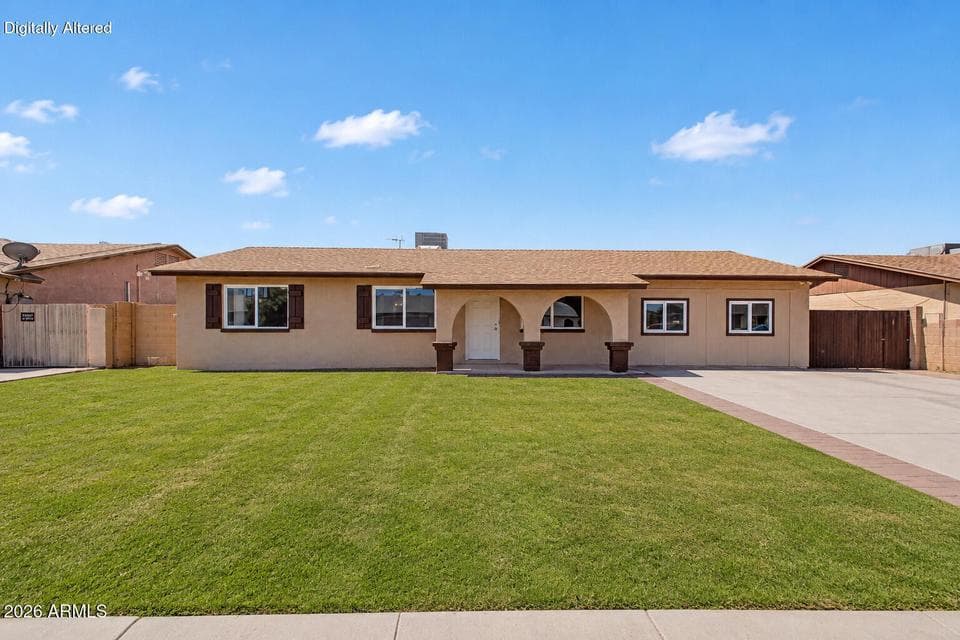 4213 W SUNNYSIDE Avenue, Phoenix, AZ 85029 — photo 1 of 40