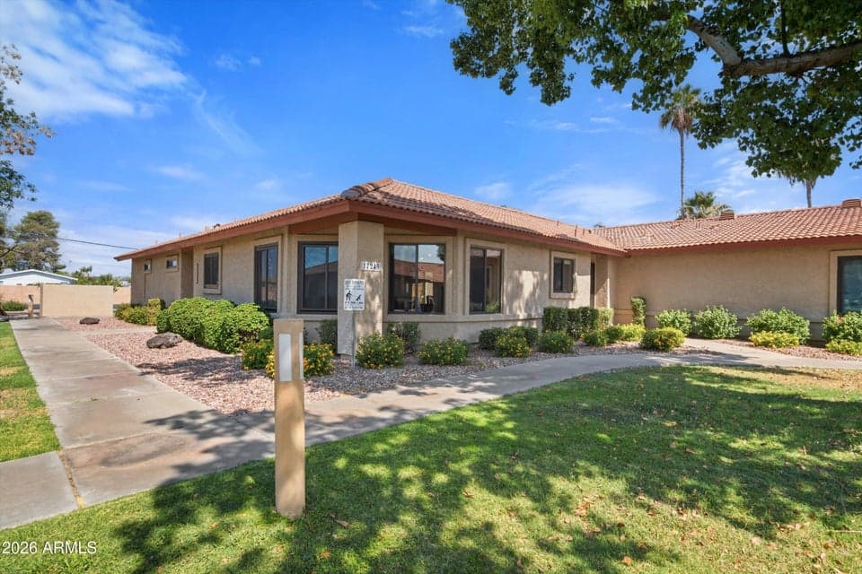17243 N 16TH Street 2, Phoenix, AZ 85022 — photo 1 of 28