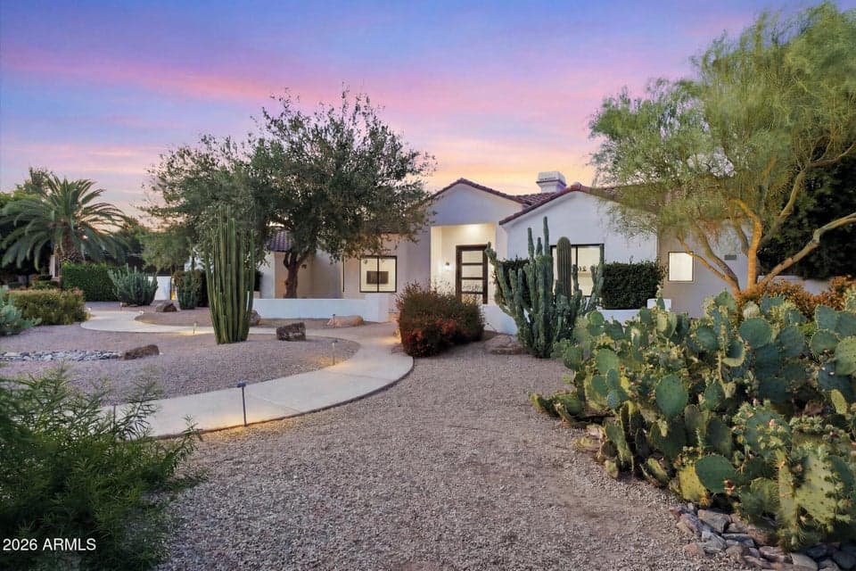7130 E BELMONT Avenue, Paradise Valley, AZ 85253 — photo 1 of 61