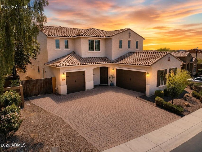 Located in the gated Agave Flats section of Fireside at Norterra