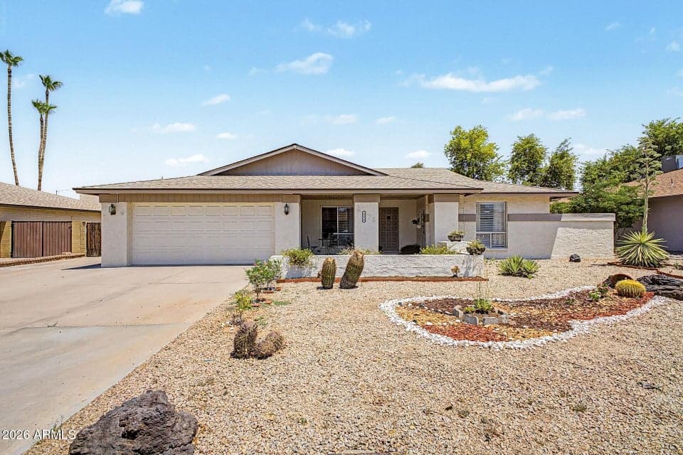 4434 W DAHLIA Drive, Glendale, AZ 85304 — photo 1 of 19