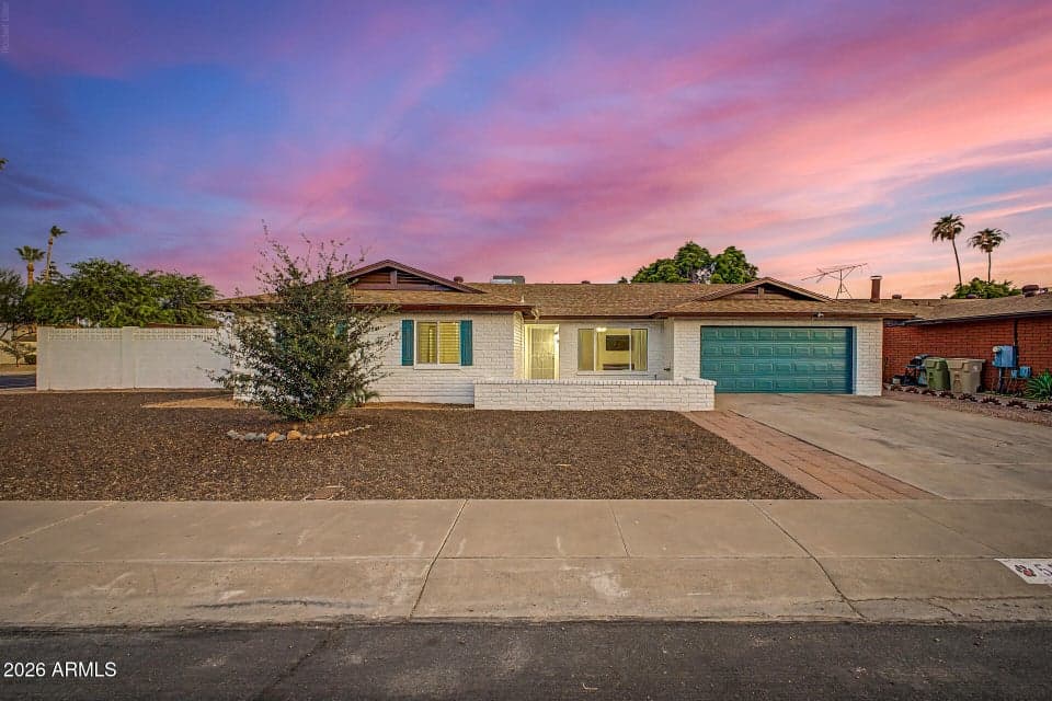 5503 W CINNABAR Avenue, Glendale, AZ 85302 — photo 1 of 48