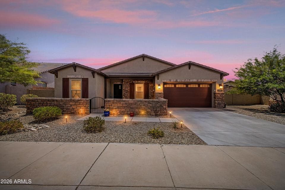Stunning Estrella Mountain Ranch Home!