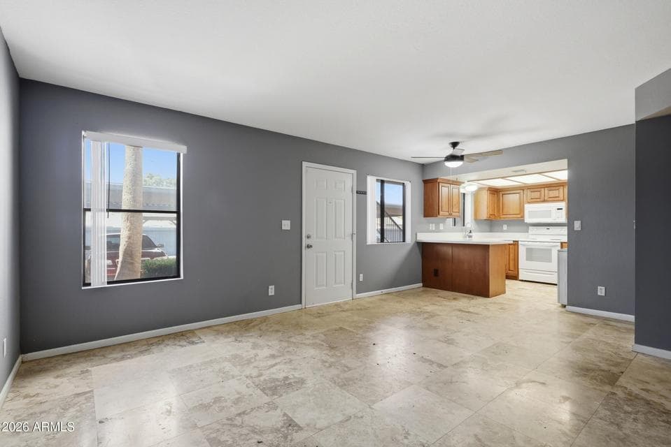 3635 N 37TH Street 7, Phoenix, AZ 85018 — photo 1 of 30