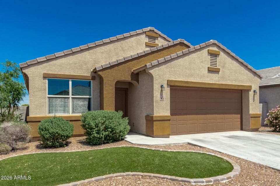 2926 W KOWALSKY Lane, Phoenix, AZ 85041 — photo 1 of 33