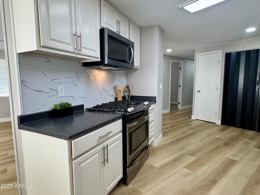 8401 N 67th Avenue 59, Glendale, AZ 85302 — photo 1 of 23