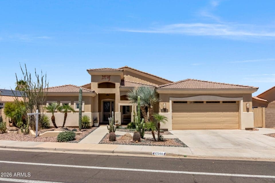 17269 N COYOTE LAKES Parkway, Surprise, AZ 85378 — photo 1 of 66