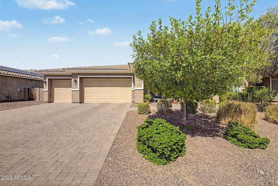 30913 N 27TH Avenue, Phoenix, AZ 85085 — photo 1 of 78