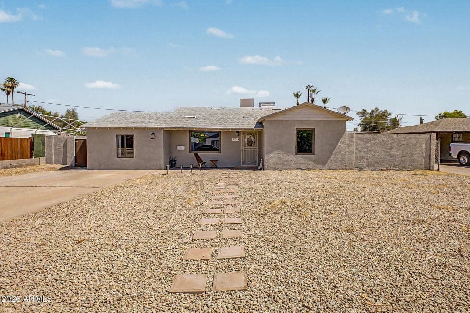 2214 E MONTEREY Way, Phoenix, AZ 85016 — photo 1 of 24