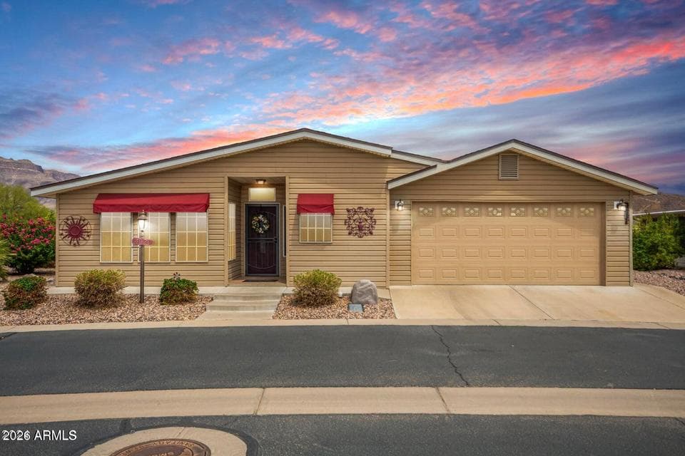 3301 S GOLDFIELD Road 4020, Apache Junction, AZ 85119 — photo 1 of 79