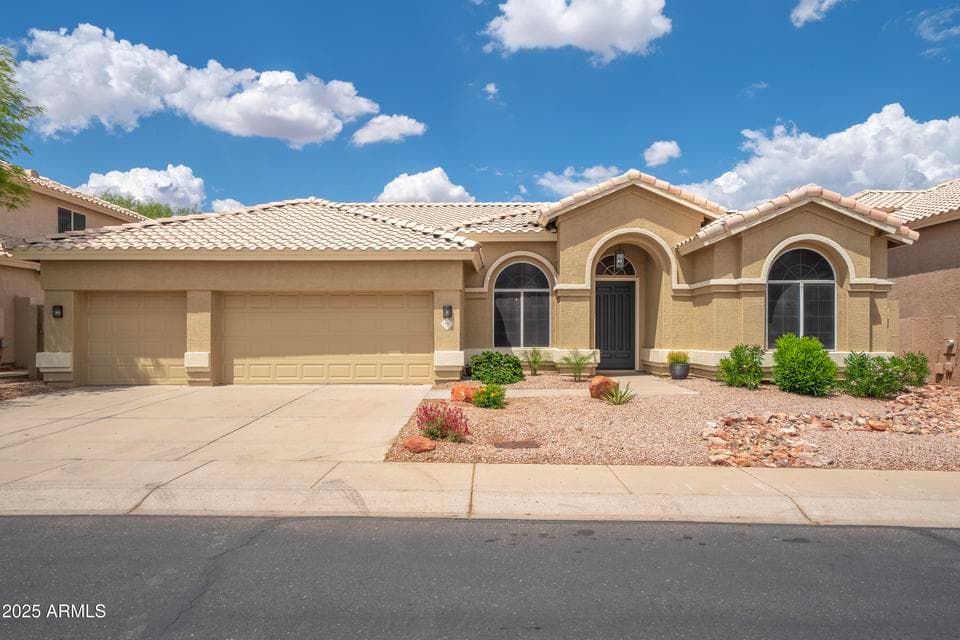 6388 W DONALD Drive, Glendale, AZ 85310 — photo 1 of 112