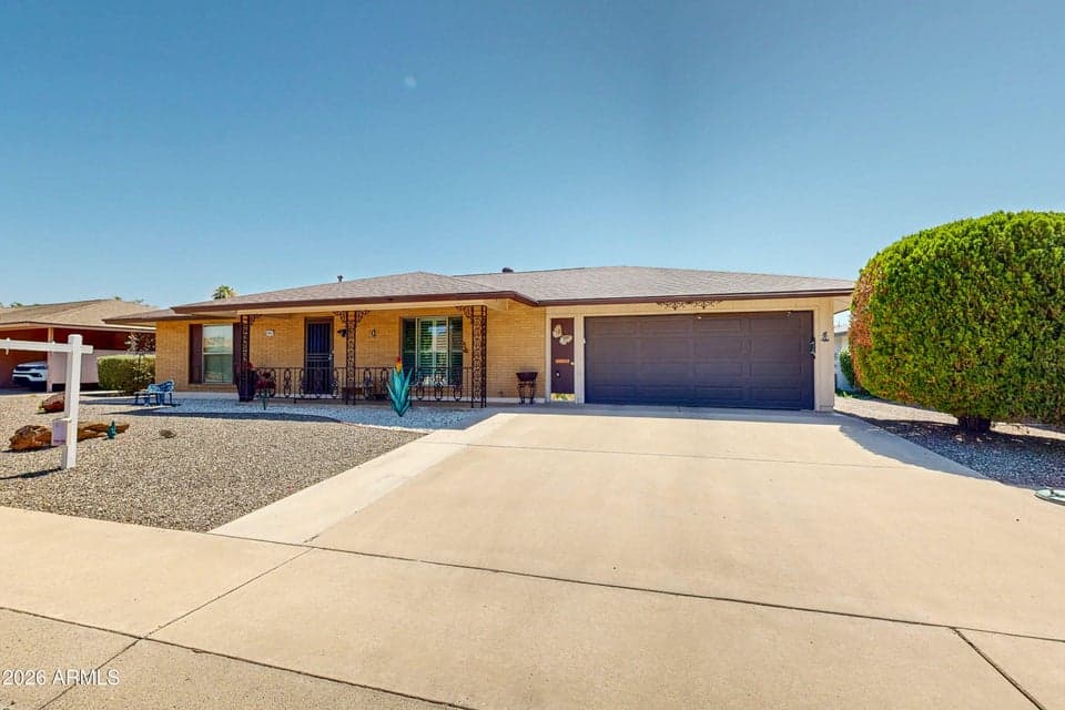 10821 W ROUNDELAY Circle, Sun City, AZ 85351 — photo 1 of 59