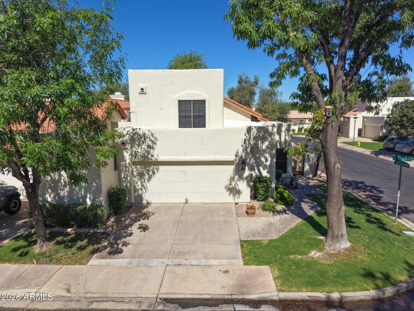 8852 S TAYLOR Drive, Tempe, AZ 85284 — photo 1 of 47