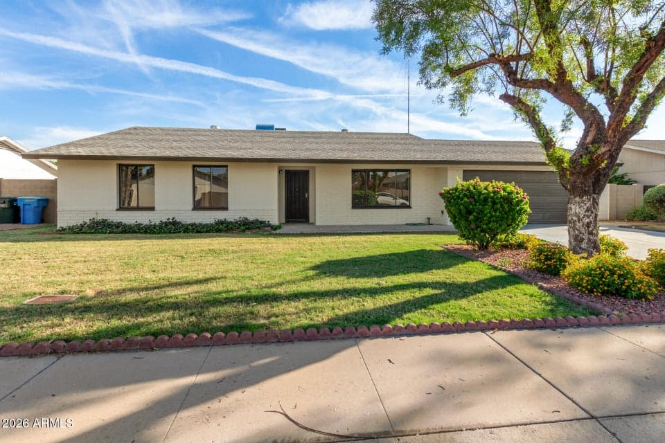 4717 E WILLOW Avenue, Phoenix, AZ 85032 — photo 1 of 24