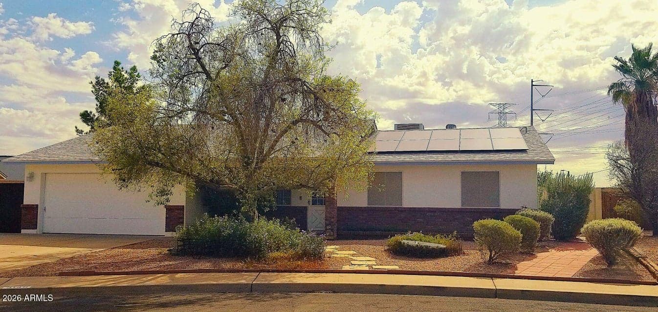 3149 S Rogers, Mesa, AZ 85202 — photo 1 of 5