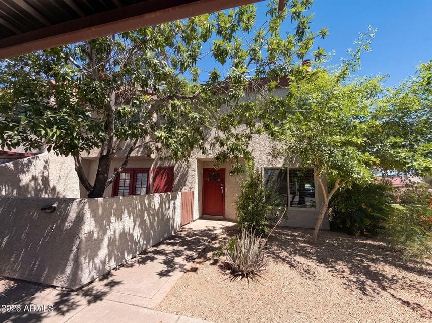 2040 S LONGMORE 39, Mesa, AZ 85202 — photo 1 of 20