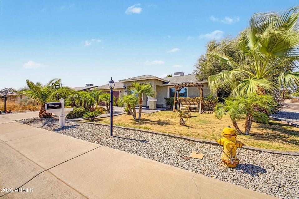 3102 W VILLA MARIA Drive, Phoenix, AZ 85053 — photo 1 of 23