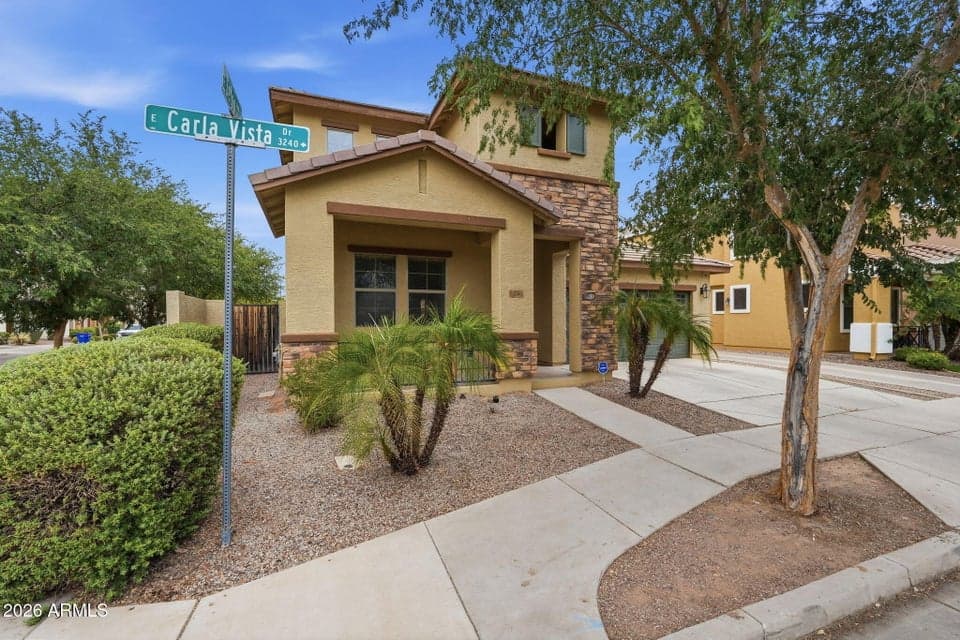 3246 E CARLA VISTA Drive, Gilbert, AZ 85295 — photo 1 of 46