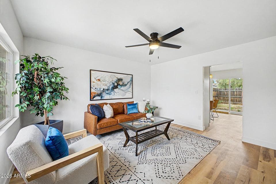 4650 W TUCKEY Lane, Glendale, AZ 85301 — photo 1 of 12