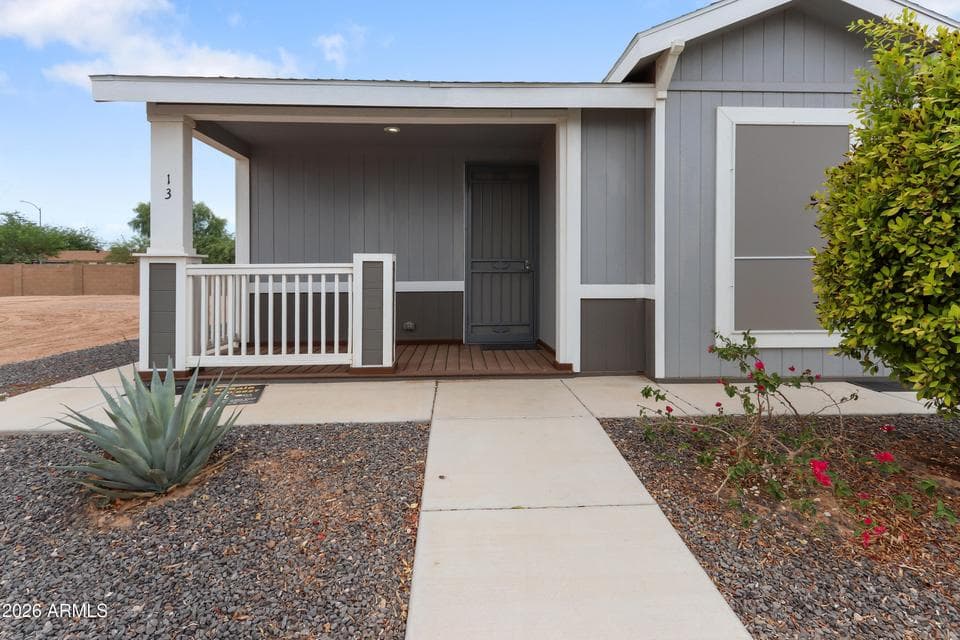 312 E O'Neil 13 Drive, Casa Grande, AZ 85122 — photo 1 of 31